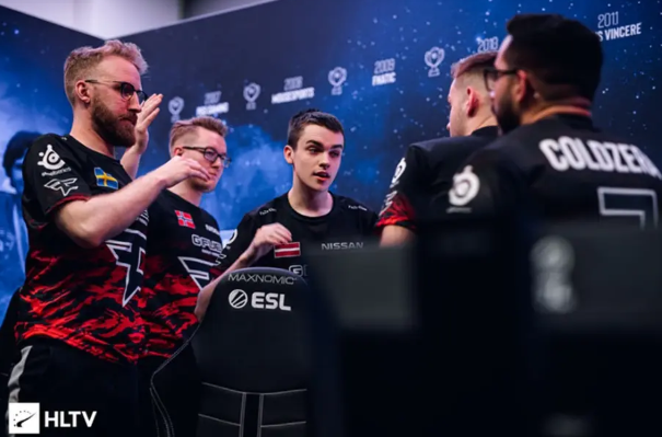 以他们各自 以他们各自