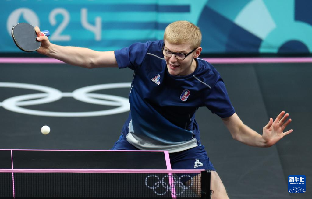 吸引全球无 吸引全球无